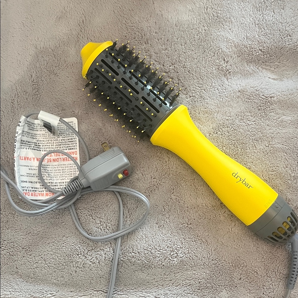 Drybar double shot oval Styling Brush
